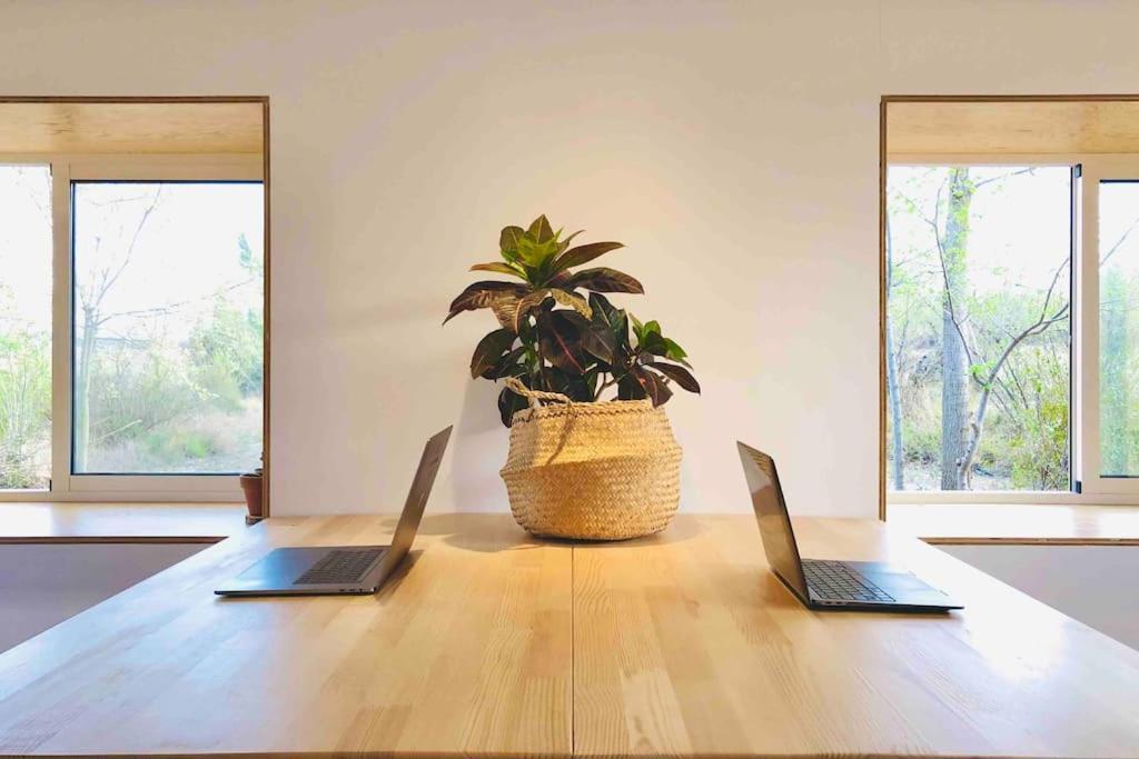 Eco Tiny Home & Office For Digital Nomads Vallmoll 外观 照片